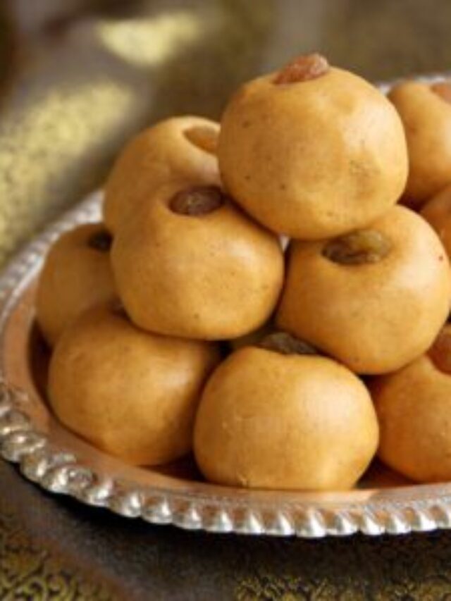 पारंपारिक दिवाळी  फराळ बेसन लाडू  कशी बनवायची