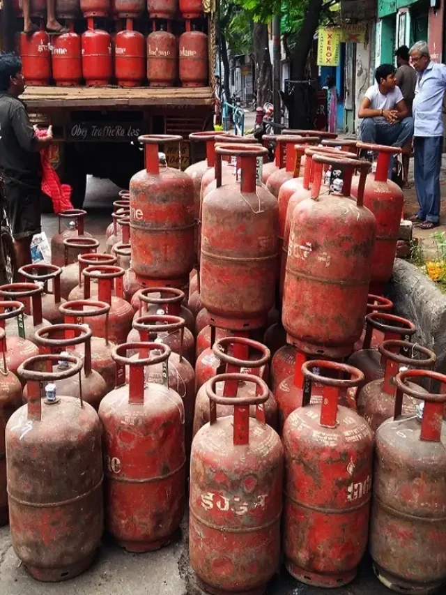पंतप्रधान उज्ज्वला योजना: वाढत्या जागतिक किमतींदरम्यान सरकारने एलपीजी सिलिंडर सबसिडी वाढवली